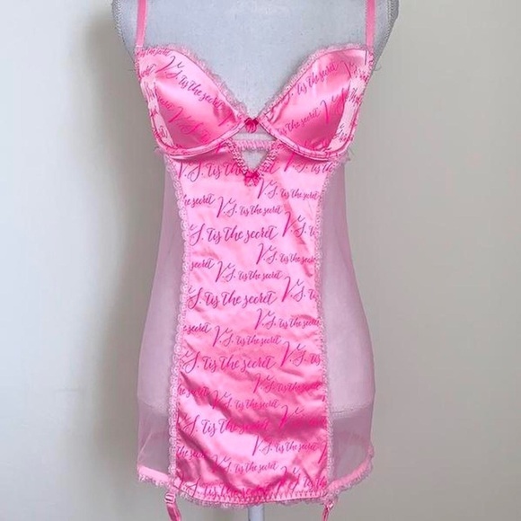 Victoria’s Secret Tis the Secret Christmas Garter Slip - Picture 1 of 4
